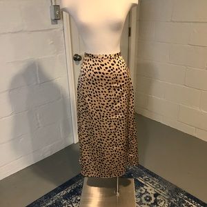 Leopard print midi skirt